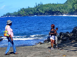mini_etude-ethnologique-de-l-ile-de-la-reunion-557585665f170.jpg