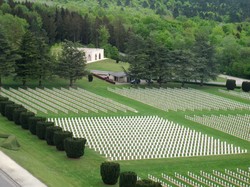 mini_l-ossuaire-de-douaumont-5b93e33600e74.jpg