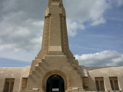 mini_l-ossuaire-de-douaumont-5b93e397d01a0.jpg