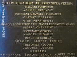 mini_le-memorial-de-verdun-5b9d04f3d1a06.jpg