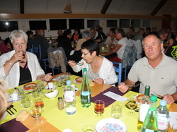 mini_le-repas-de-gala-58005f8d66554.jpg