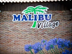mini_le-village-malibu-y-canet-en-roussillon-6753213144c65.jpg