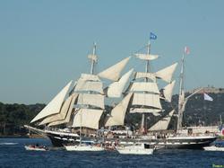 mini_les-grands-voiliers-a-toulon-5259cd4d9fb67.jpg