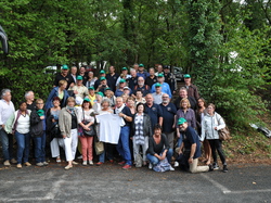 mini_les-photos-de-groupe-de-la-rencontre-perigord-noir-2015-562b761724973.jpg