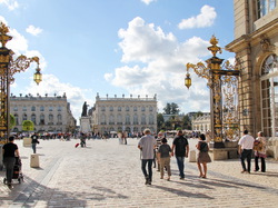 mini_place-stanislas-a-nancy-54296220c7449.jpg