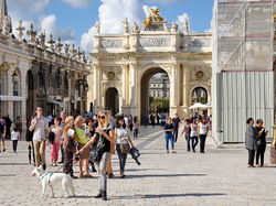 mini_place-stanislas-a-nancy-542ad5f8567f5.jpg