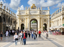 mini_place-stanislas-a-nancy-542ad75a57c2c.jpg