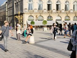mini_place-stanislas-a-nancy-54317a00c5601.jpg