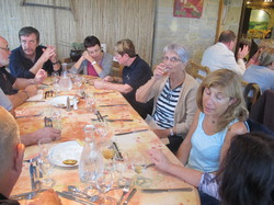 mini_repas-au-restaurant-le-bonheur-dans-le-pre-560469172a75c.jpg
