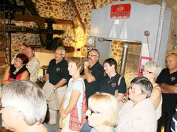mini_visite-du-moulin-a-huile-de-partegal-524dcb4e6d23e.jpg