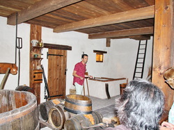 mini_visite-du-musee-de-la-brasserie-de-saint-nicolas-de-port-5424878c62719.jpg
