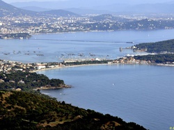 mini_vues-a-180-de-la-rade-de-toulon-et-des-alentours-527828e919bc0.jpg